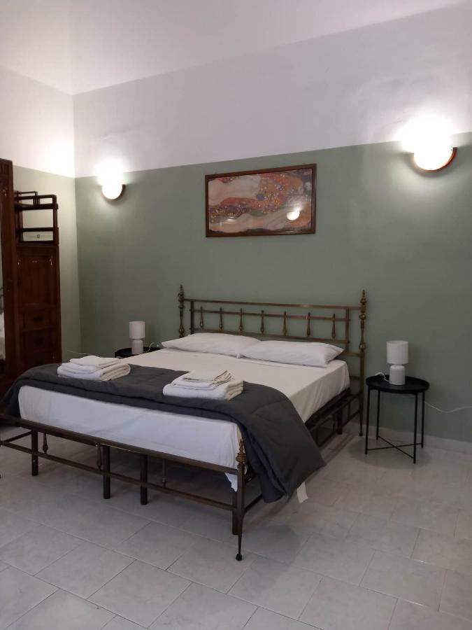Santa Chiara Home Spaccanapoli Экстерьер фото
